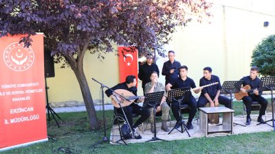 3. Ordu Komutanı Korgeneral Veli Tarakçı ve beraberindeki subay, astsubay