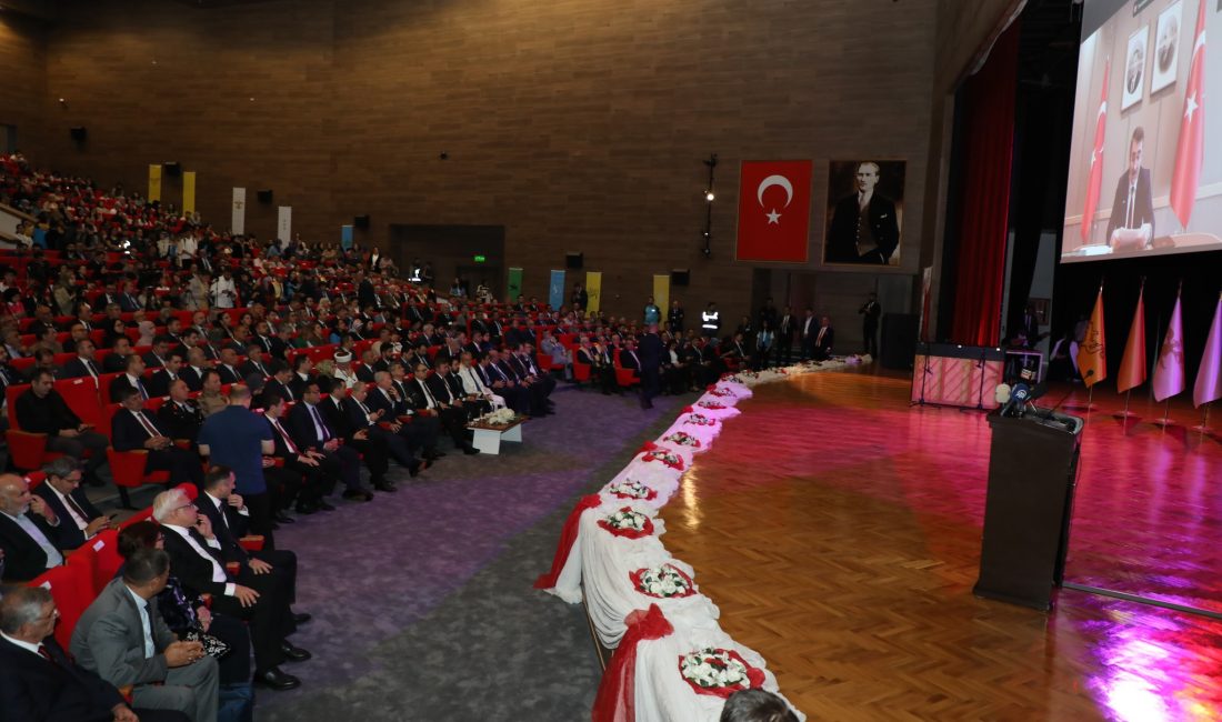 5 kıta ve 33 ülkeden 300 ü aşkın katılımcı ile