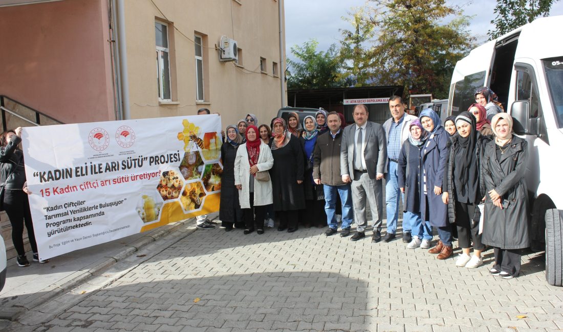 Erzincan’da arıcılık ve arı sütü konusunda yaz mevsiminde teorik ve