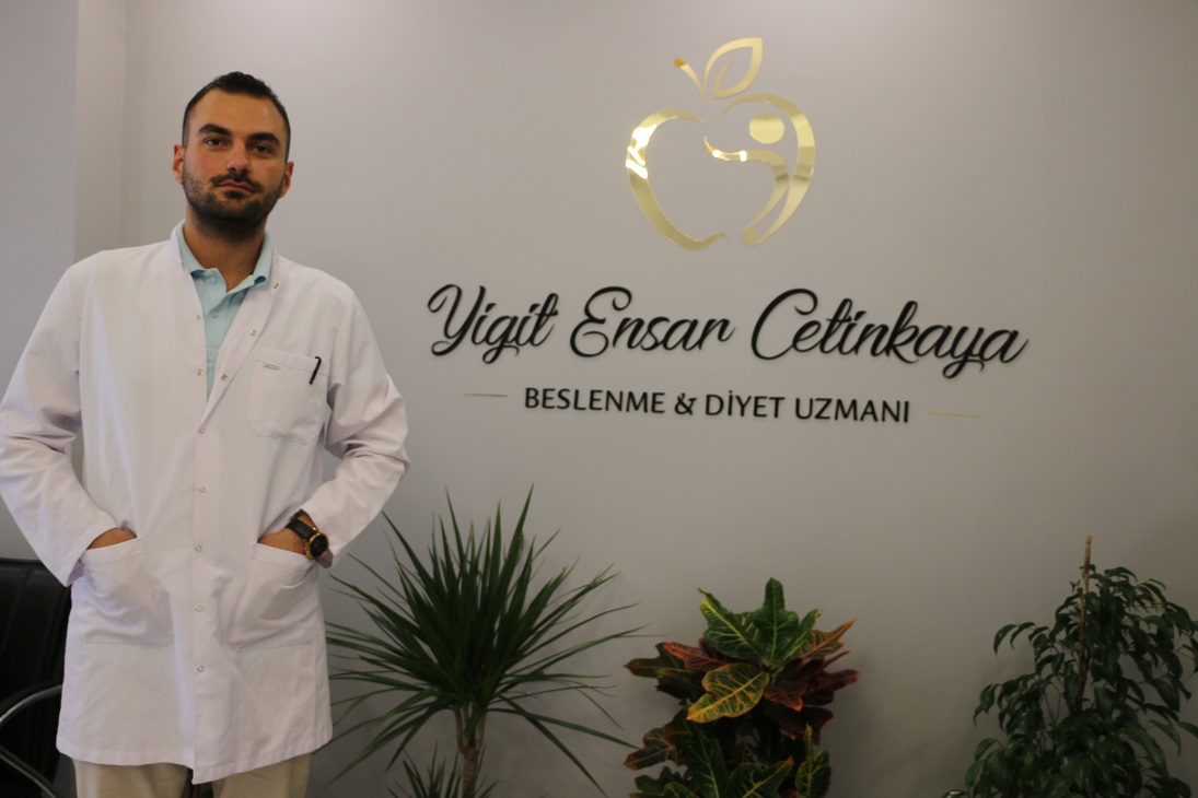 Beslenme ve Diyet Uzmanı Yiğit Ensar Çetinkaya, insülin direncinin belirtileri