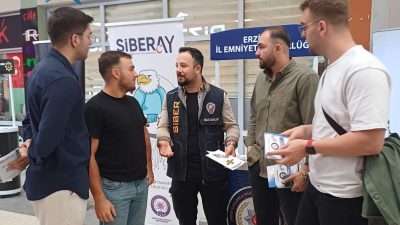 SİBERAY programı kapsamında Erzincan Binali Yıldırım Üniversitesinde stant açan Erzincan