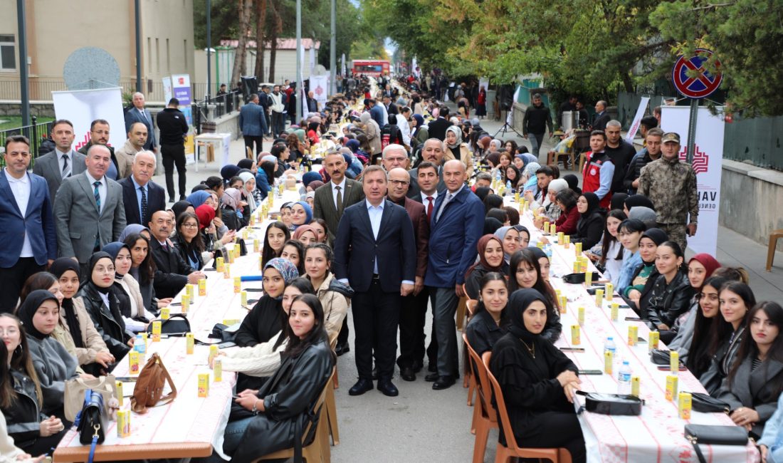 Erzincan Valisi olarak göreve başladığı günden itibaren gençlerin daima yanında