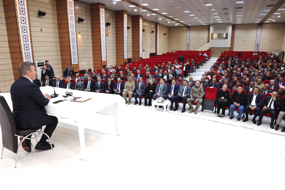 Erzincan’da esnaf ve esnaf temsilcileri ile bir araya gelen Erzincan