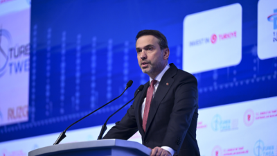 Enerji ve Tabii Kaynaklar Bakanı Alparslan Bayraktar, kış saati uygulamasıyla