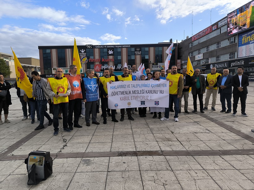 Eğitim Sen, Eğitim İş, Hürriyetçi Eğitim Sen ve TEÇ-SEN in