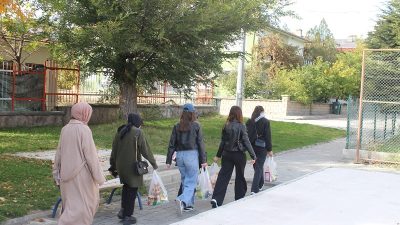 Salih Baba Yurt Müdürlüğü tarafından başlatılan "Yalnız Değilsin" projesi kapsamında,