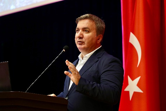 10 Aralık Dünya İnsan Hakları Günü dolayısıyla bir mesaj yayımlayan