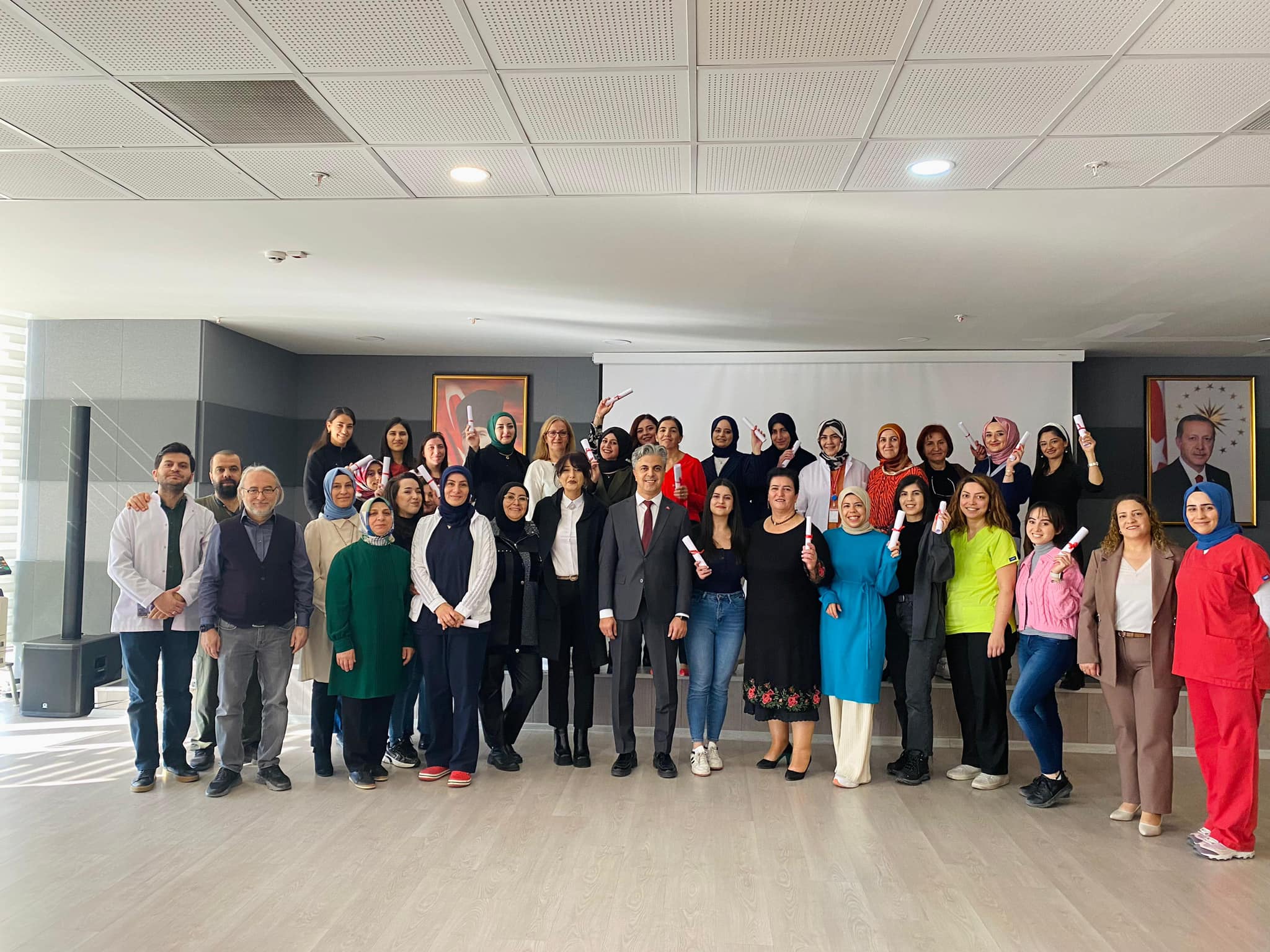 Erzincan Mengücek Gazi Eğitim Araştırma Hastanesinde gerçekleştirilen Anne Sütü ve
