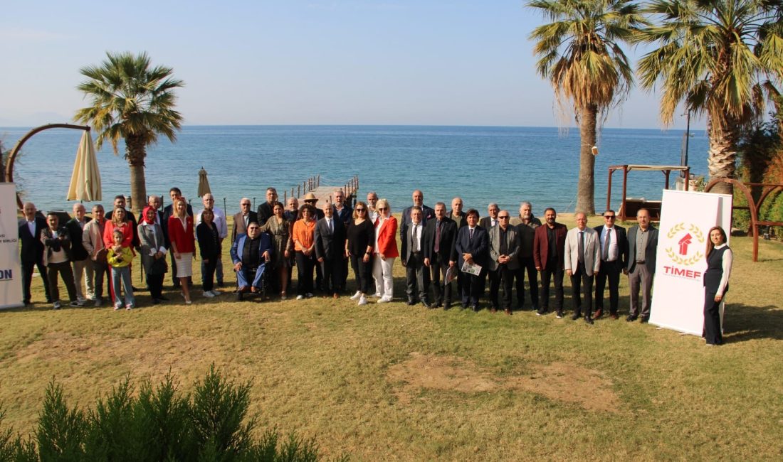 Uluslararası Gazeteciler Konfederasyonu, Kuşadası’nda medya ve iletişim temalı programlara imza