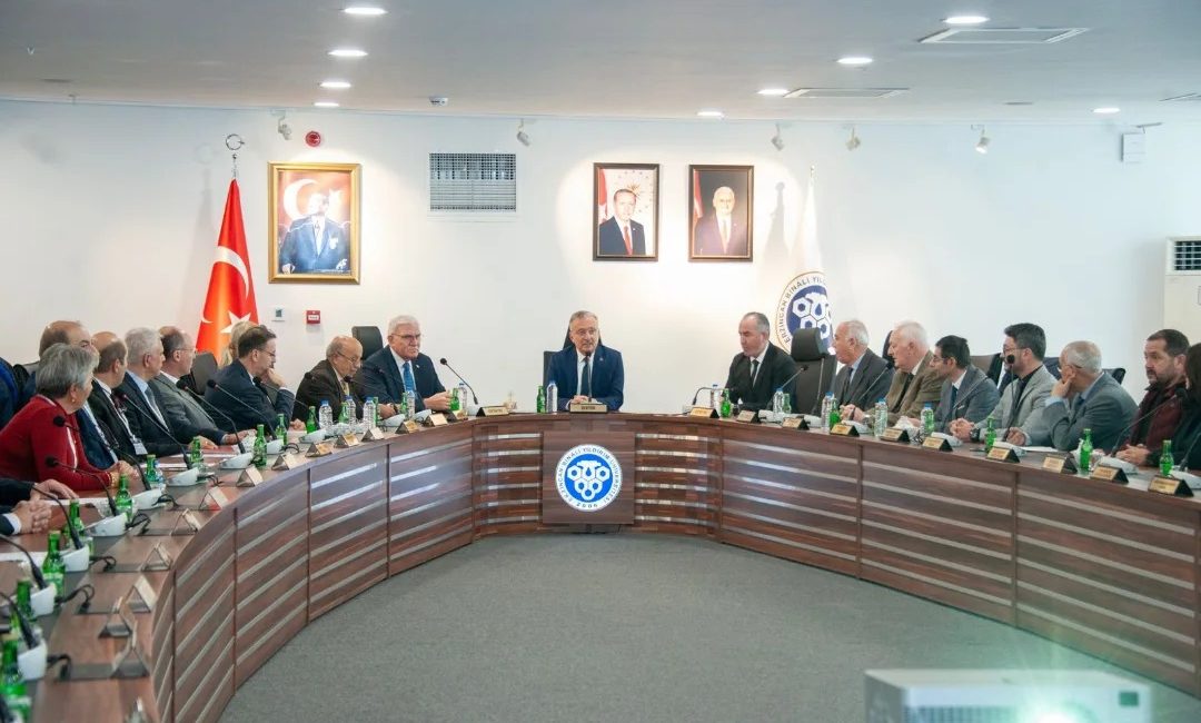 Erzincan Binali Yıldırım Üniversitesi Rektörü Prof. Dr. Akın Levent, Fen