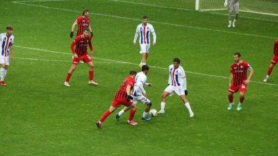 TFF 2. Lig Beyaz Gurupta şampiyonluk mücadelesi veren 24Erzincanspor konuk