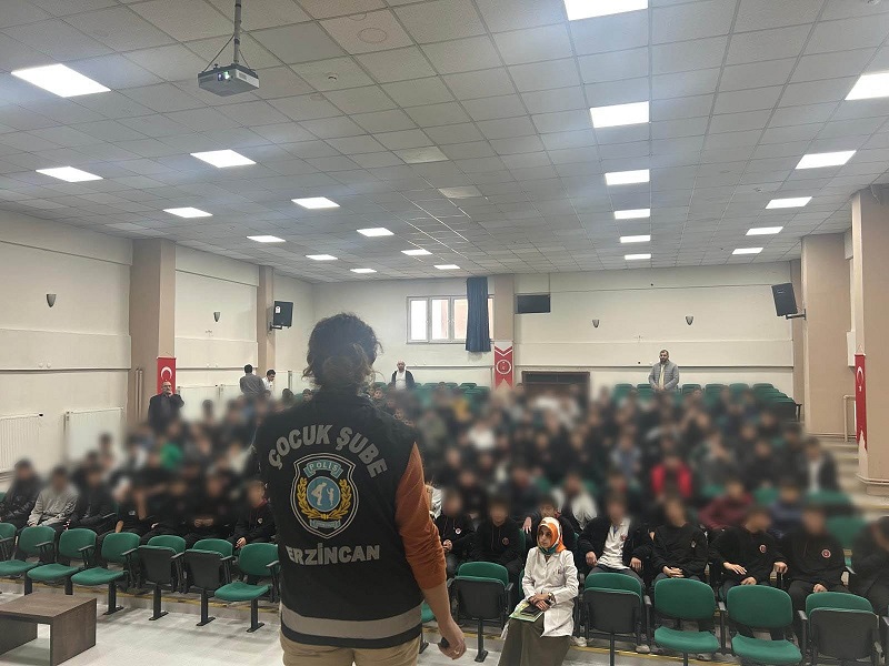 Erzincan İl Emniyet Müdürlüğü Çocuk Şube Müdürlüğü koordinesinde planlanan bilgilendirme