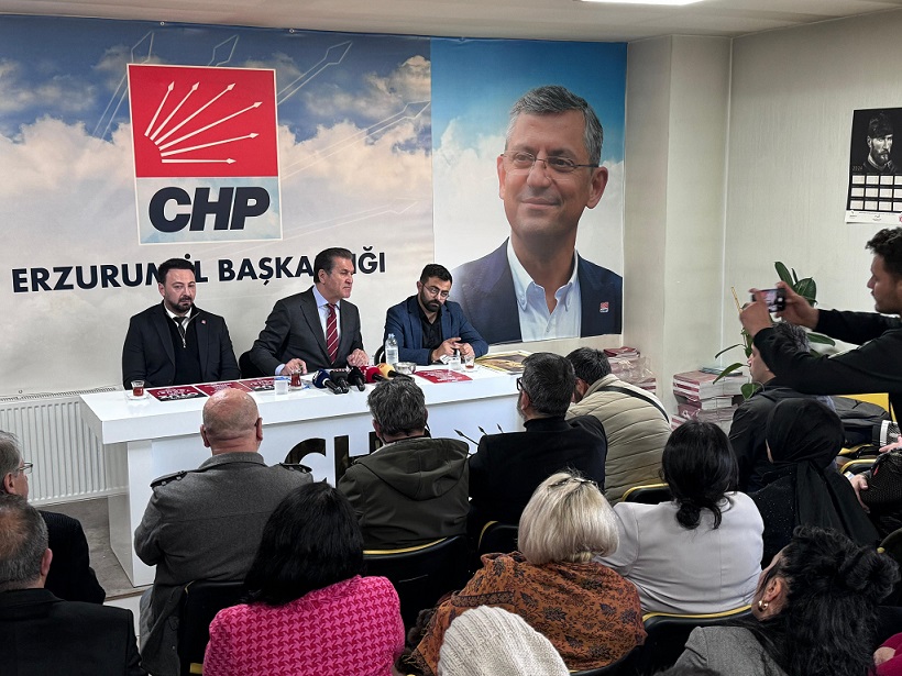 CHP Erzincan Milletvekili Mustafa Sarıgül, Erzurum’a yaptığı ziyarette esnafla bir