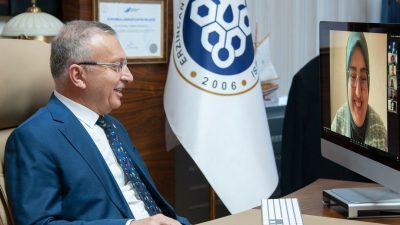 Erzincan Binali Yıldırım Üniversitesi Rektörü Prof. Dr. Akın Levent, Eczacılık