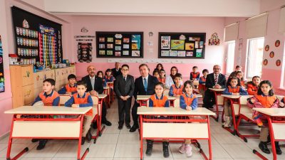 Erzincan Valisi Hamza Aydoğdu, İl Milli Eğitim Müdürü Hacı Ömer