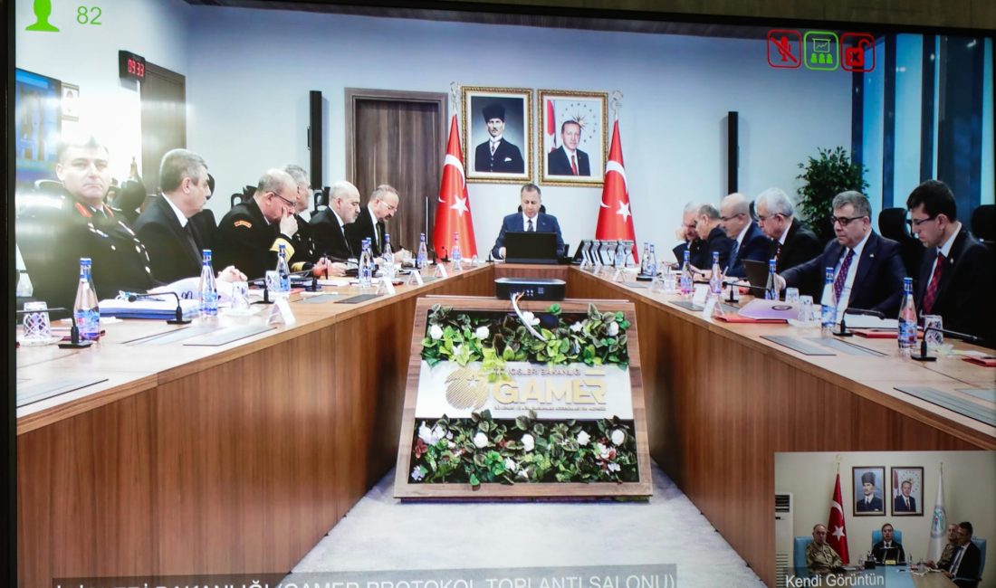 İçişleri Bakanı Ali Yerlikaya, Erzincan dahil 81 ilin valileri, emniyet