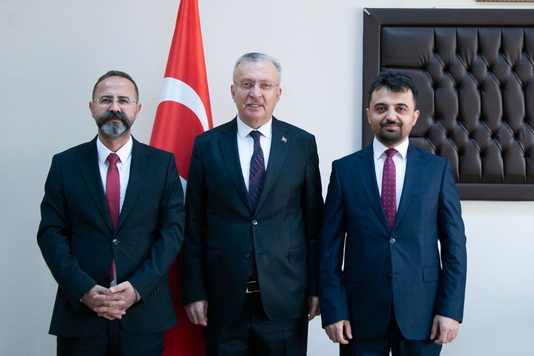 Erzincan Binali Yıldırım Üniversitesi Mühendislik Mimarlık Fakültesi Dekanlığına Prof. Dr.