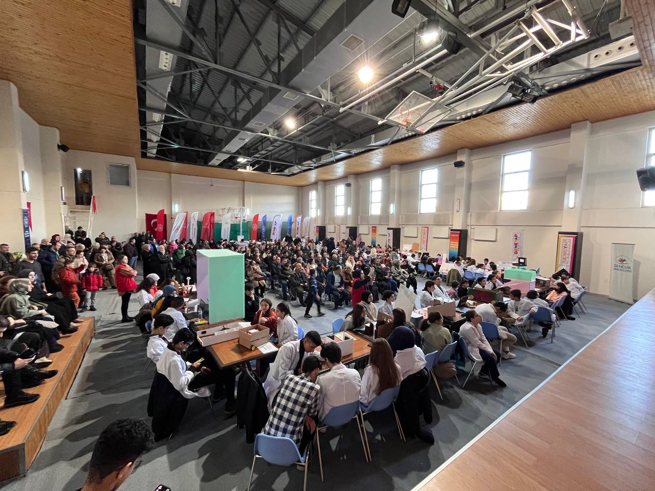 Erzincan Gençlik Merkezi bünyesindeki Deneyap Teknoloji Atölyesi’nde tasarım ve üretim