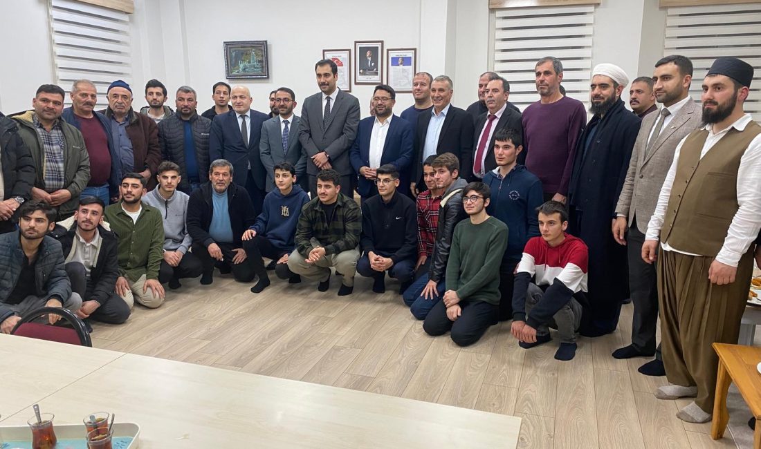 Erzincan İl Müftüsü İsmail Fakirullahoğlu ve Müftü Yardımcısı Medet Şahin