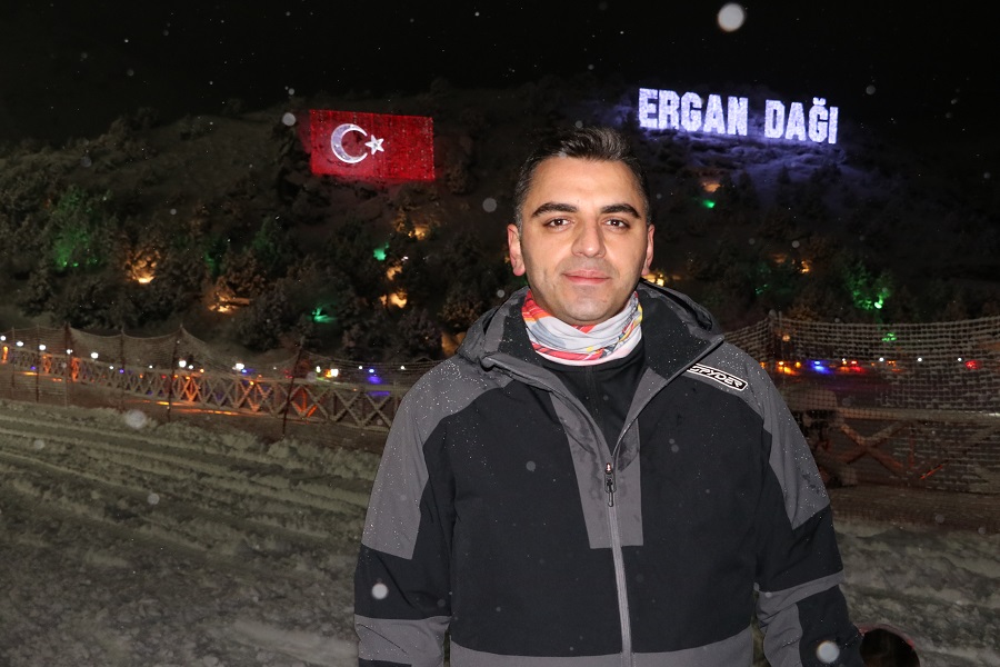 2024-2025 kayak sezonunu Türkiye'de ilk açan kayak merkezi olan Ergan