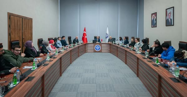 Erzincan Binali Yıldırım Üniversitesi Rektörü Prof. Dr. Akın Levent, EBYÜ