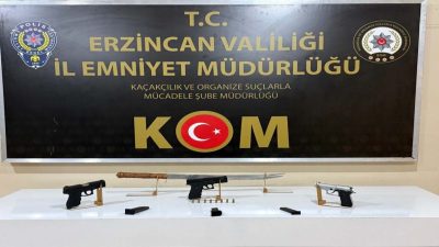 Erzincan Polisi kent genelinde suç ve suçlulara yönelik gerçekleştirdiği çalışmalar