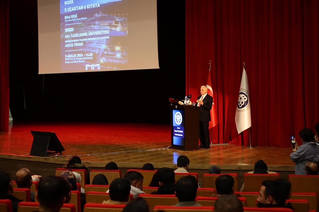 "5 Uçaktan 6 kıtaya" konulu konferans ve "60+ Tazeleme Üniversitesi