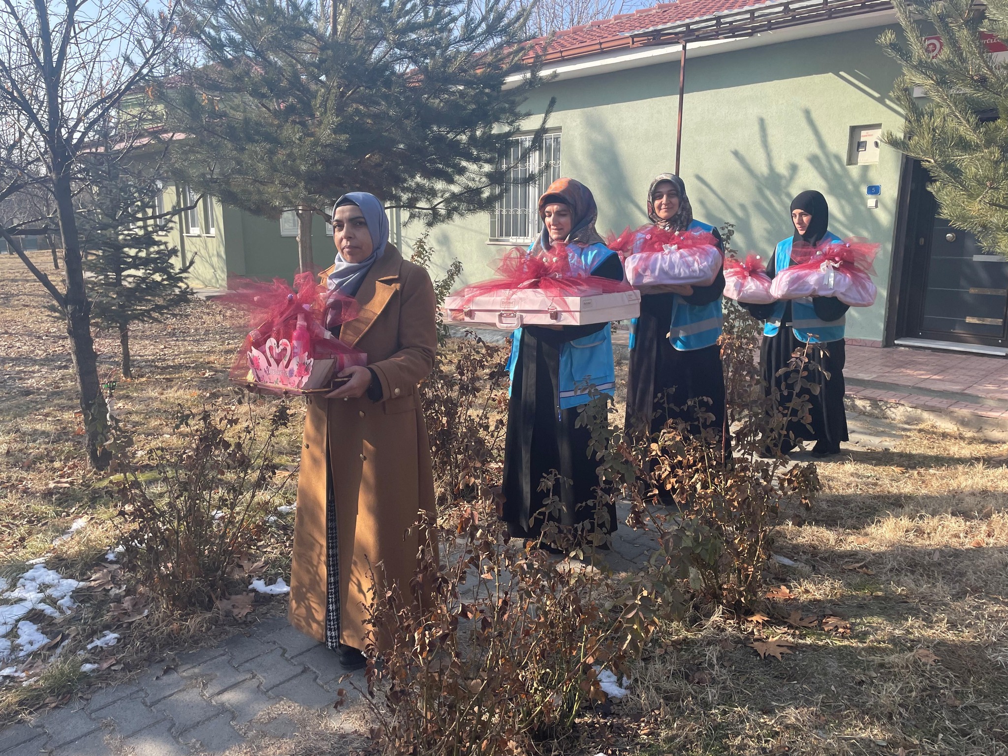 Erzincan İl Müftülüğü Türkiye Diyanet Vakfı Erzincan Kadın Kolları gönüllüleri,