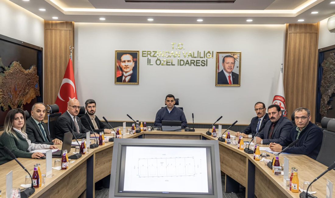 Vali Yardımcısı/Erzincan İl Özel İdaresi Genel Sekreteri Mehmet Emre Canpolat
