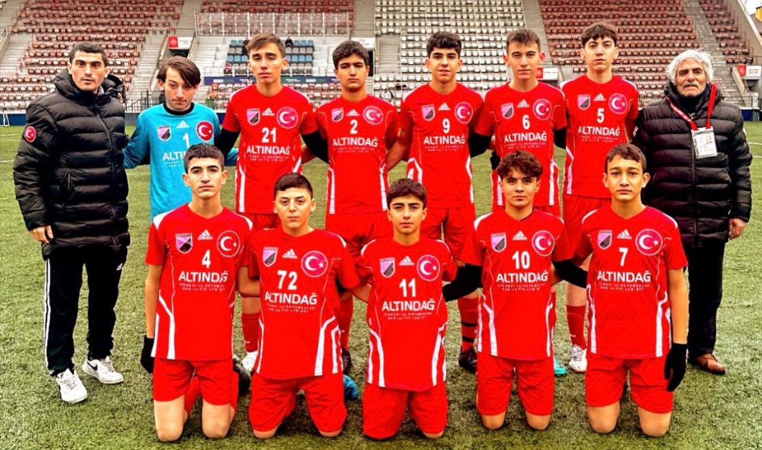 Güngören Belediye stadında oynanan İstanbul Gençlergücü spor Bayrampaşa Teknik spor