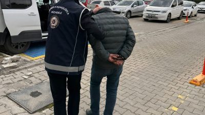 Erzincan Polisi araması bulunan şahıslara yönelik yaptığı operasyonlarda 32 yıl
