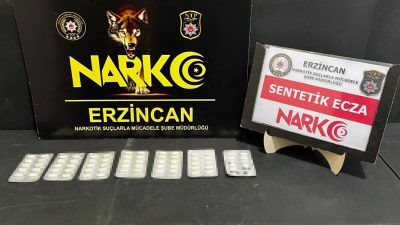 Erzincan polisi uyuşturucuyla mücadele kapsamında gerçekleştirdiği operasyonda 2 şüpheli şahsı