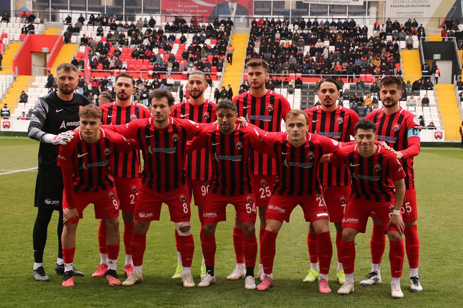 TFF 2. Lig beyaz gurup 19. Hafta mücadelesinde deplasmanda Karaköprü