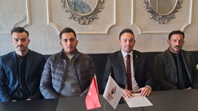 Sabah kahvaltısında Erzincan basını ile bir araya gelen Zafer Partisi