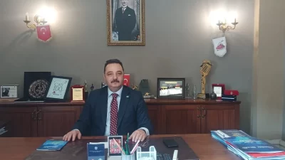 TİMBİR Genel Başkanı Dr. Süleyman Basa, sosyal medyanın gençler için