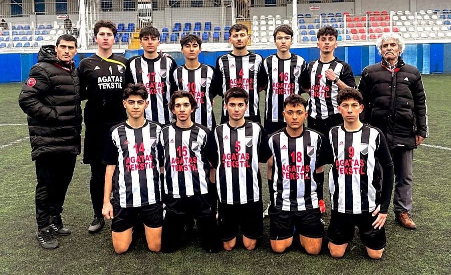 Bayrampaşa Belediye stadında oynanan Bayrampaşa Altınaslar spor İstanbul Gençlergücü spor