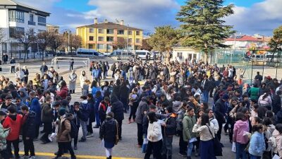 Yaşam Memnuniyeti Araştırması sonuçlarına göre, mutlu olduğunu beyan eden 18