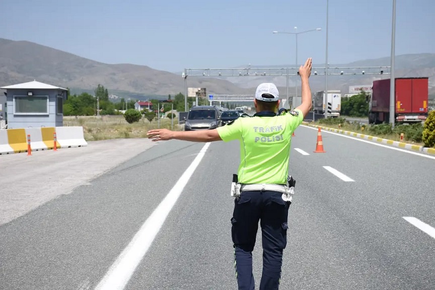 Bakan Yerlikaya, 1 Ocak-14 Şubat 2025 tarihleri arasında makas atma