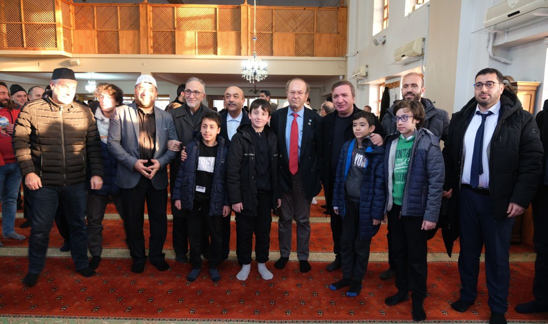 Erzincan İl Müftülüğünün düzenlediği “Sabah Namazı ve Gençlik Buluşması” programı,