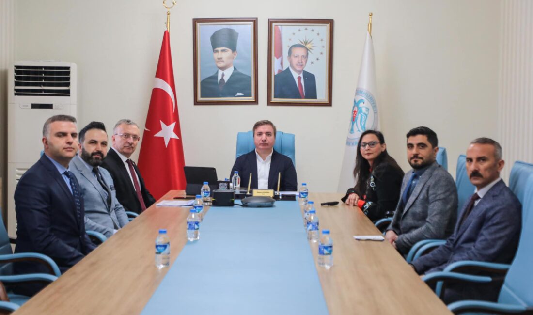 Erzincan Valisi Hamza Aydoğdu başkanlığında ERASMUS + projesi ile ilgili