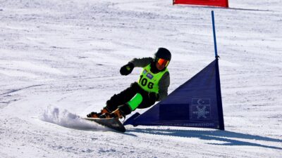 Türkiye Kayak Federasyonu tarafından düzenlenen Snowboard 2. Etap Kutlu Dumlu