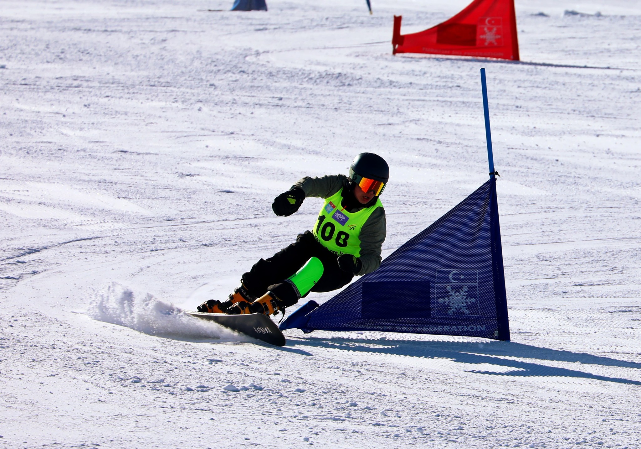 Türkiye Kayak Federasyonu tarafından düzenlenen Snowboard 2. Etap Kutlu Dumlu