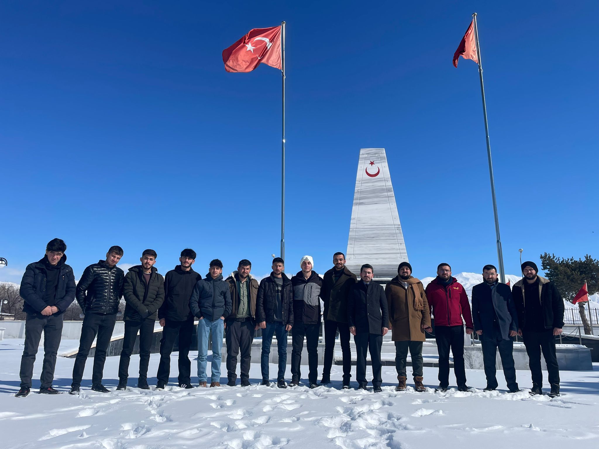 Erzincan Müftülüğü Diyanet Gençlik Hizmetleri İl Koordinatörlüğünün gençlere yönelik düzenlediği