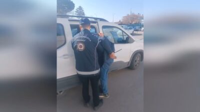 Erzincan polisinin yaptığı çalışma neticesinde yasa dışı yollardan ülkeye ve