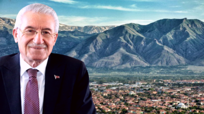 AK Parti 26. dönem Erzincan milletvekili ve İstanbul delegesi Eğitimci