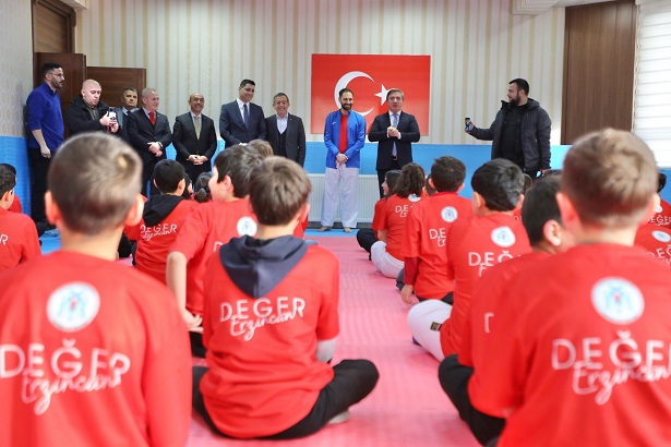 Erzincan Valiliği himayelerinde Gençlik ve Spor İl Müdürlüğü koordinesinde hayata