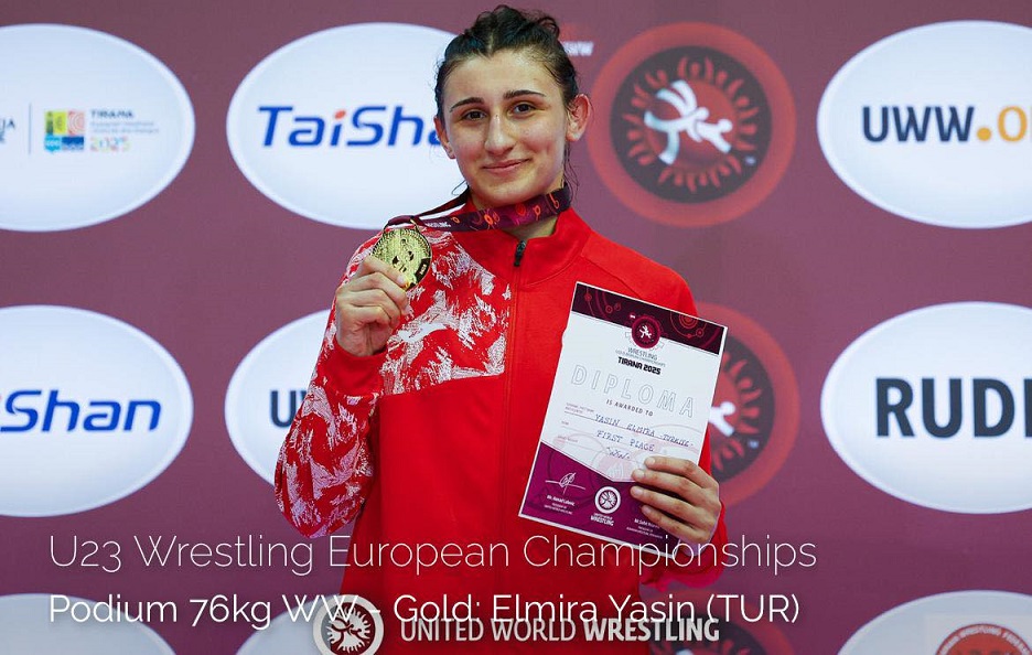 Arnavutluk'un Tiran şehrinde devam eden U23 Avrupa Güreş Şampiyonası'nda 76