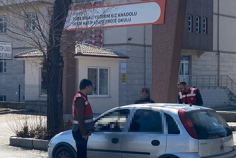 Erzincan İl Emniyet Müdürlüğü Çocuk Şube Müdürlüğü koordinesinde, bağlı ekiplerin