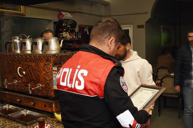 Erzincan Polisi Erzincan il genelinde kumar ve oyun makinelerine yönelik