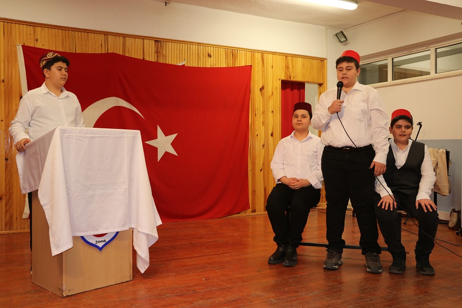Erzincan Müşir Zeki Paşa ortaokulda İstiklal Marşı’nın Türkiye Büyük Millet
